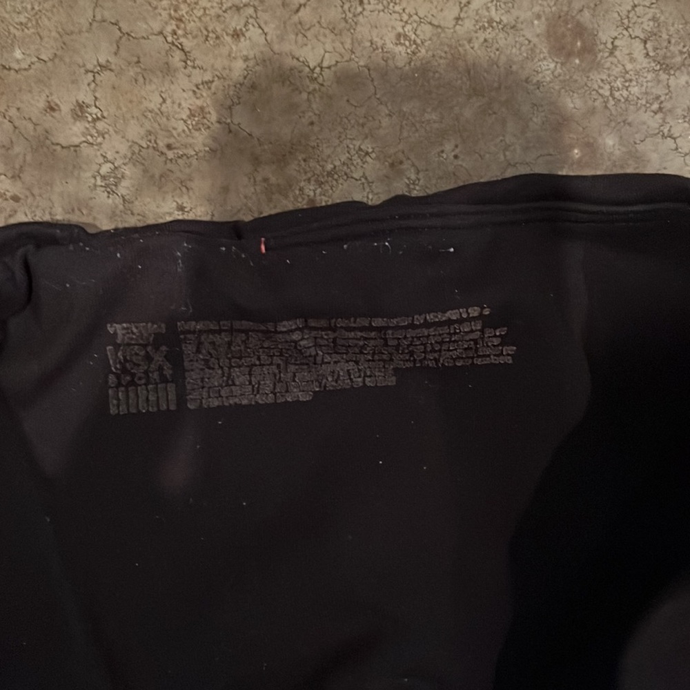Victoria’s Secret — VSX Leggings - Picture 3 of 3